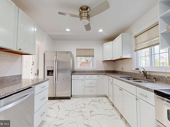 4th image of 8987 Glebe Creek Rd