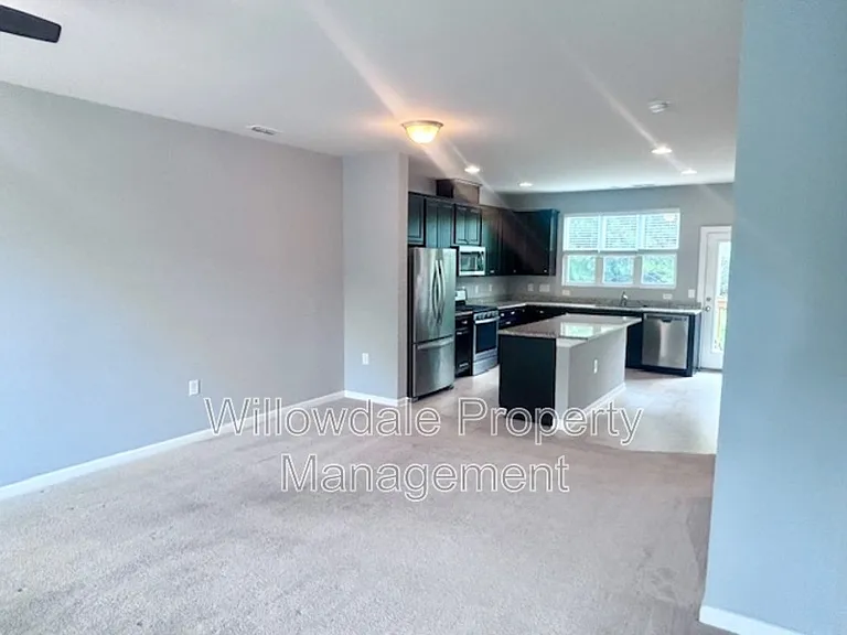 6002 Kentworth Dr — Photo 8