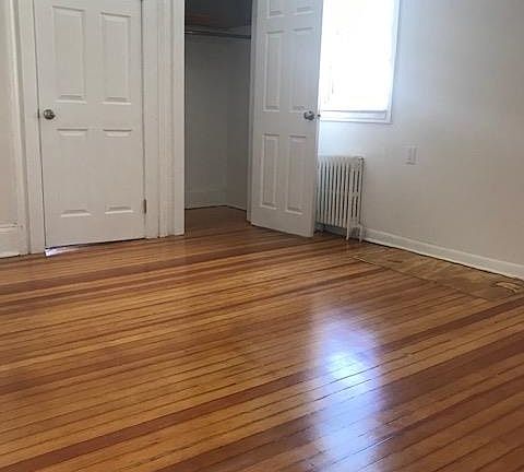 4th image of 26 Laidlaw Ave