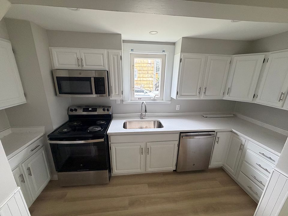 1st image of 32 S Walnut St #32