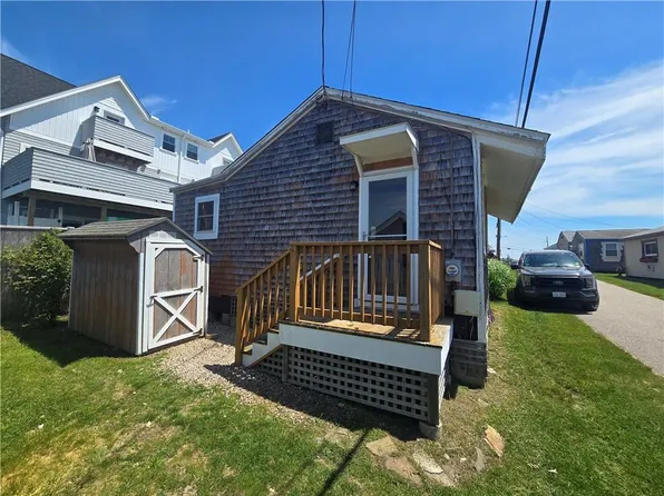 854 Matunuck Beach Rd, Wakefield, RI 02879