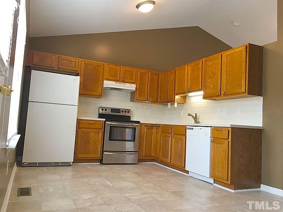 5th image of 1023 Glenrose Dr