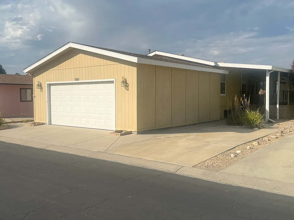 1262 Sorrel Dr