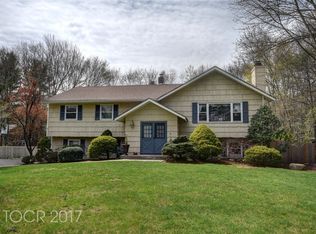 469 Shadyside Rd, Ramsey, NJ 07446