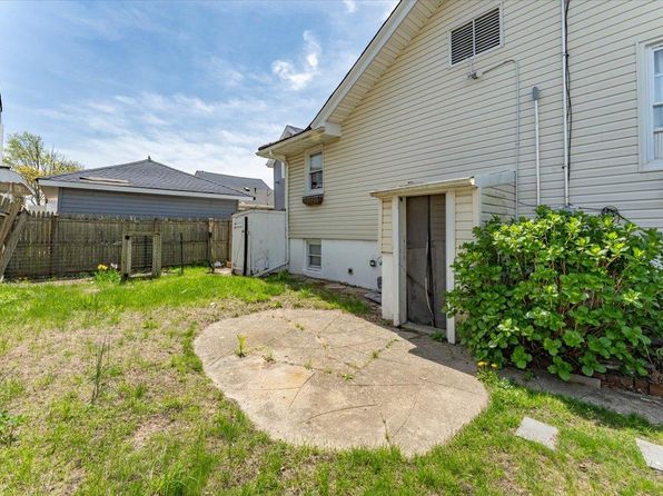 209 Seagirt Avenue, Far Rockaway, NY 11691