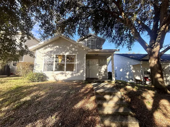 1064 Park Central Cir, Groveland, FL 34736