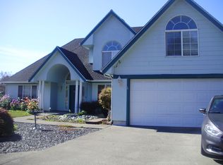 1120 Vipond Dr, Crescent City, CA 95531