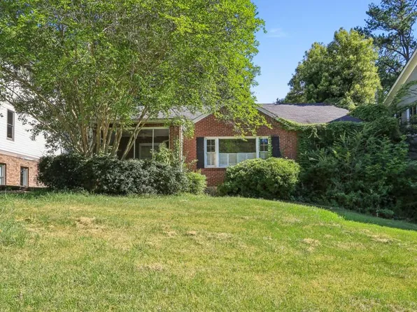 825 Longwood Dr NW, Atlanta, GA 30305
