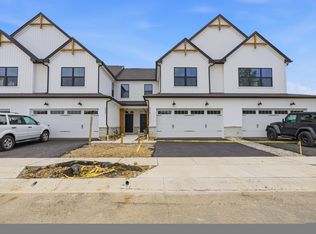 5618 Dutch Ln, Powell, OH 43065