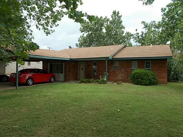 413 E Wanda Jackson Blvd, Maud, OK 74854