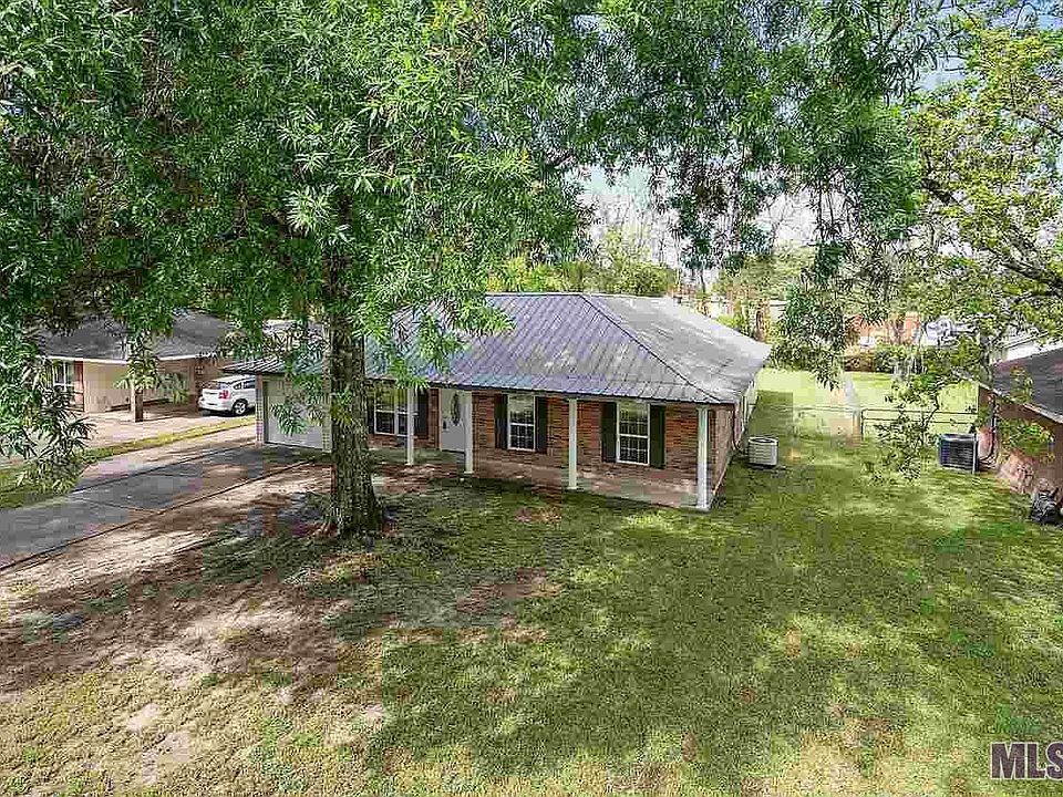 1st image of 2221 Connie Dr