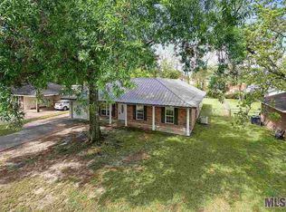 2221 Connie Dr, Denham Springs, LA 70726