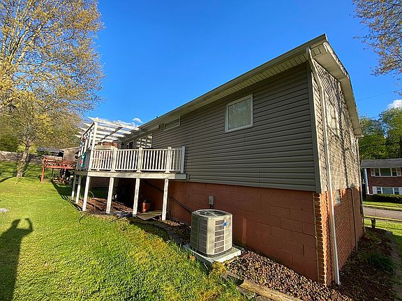 Rear deck 