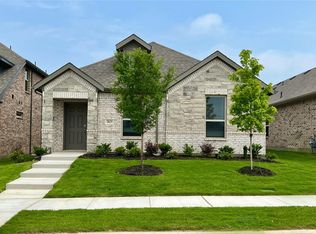2825 Buttermilk Dr, Midlothian, TX 76065