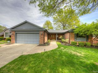 43266 Barchester Rd, Canton, MI 48187