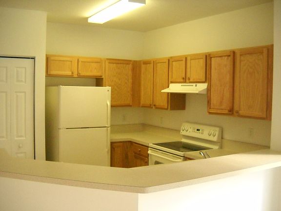 5th image of 8240 Pacific Beach Dr