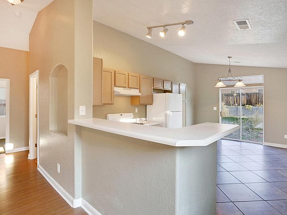 Kitchen_2