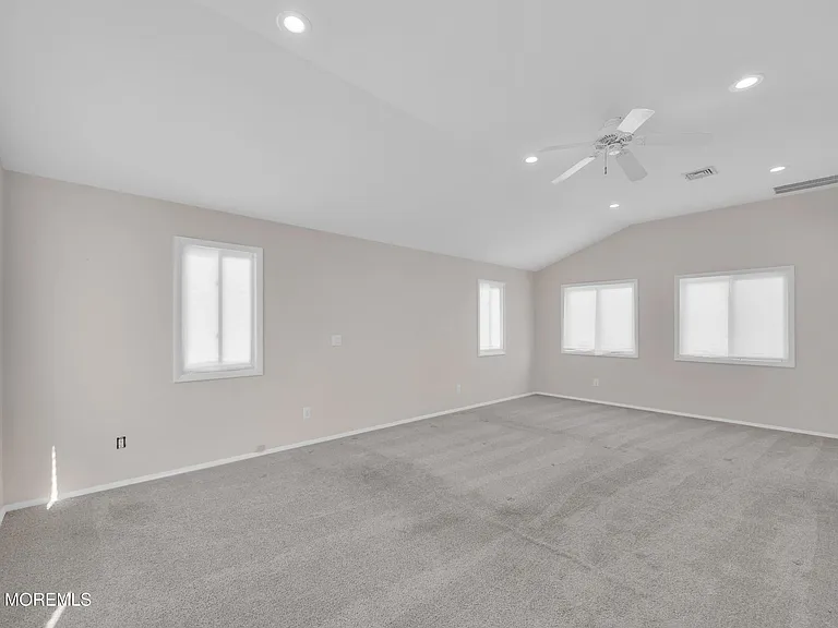3118 Glasgow Ave — Photo 16