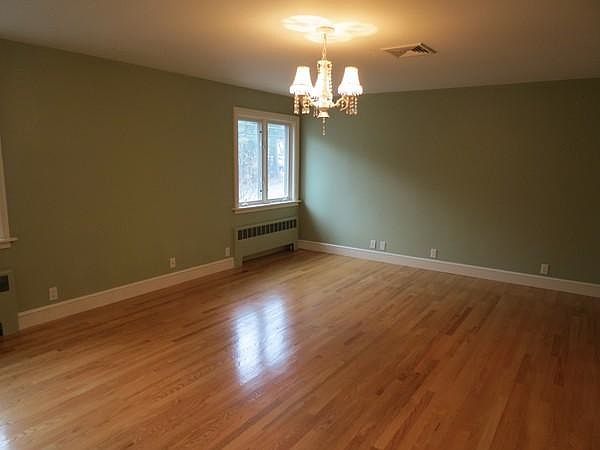 2nd image of 540 Dudley Rd
