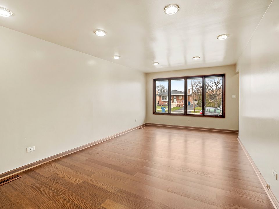 483 164th St, Calumet City, IL 60409 MLS 11685360 Zillow