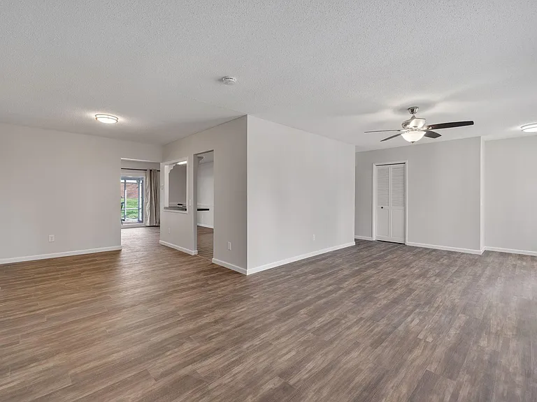 4649 McIlroy Dr — Photo 15