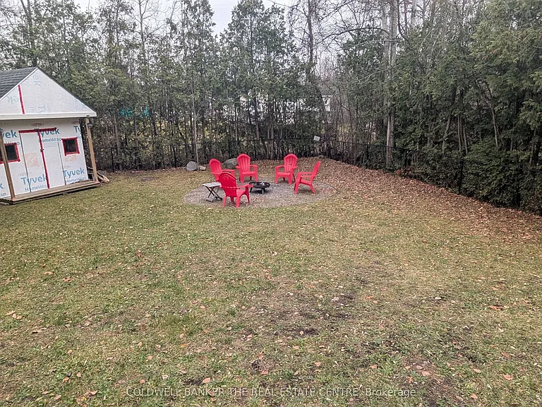 247 Poplar Ave — Photo 22