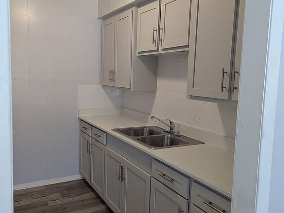 2nd image of 1311 1/2 21st St #2