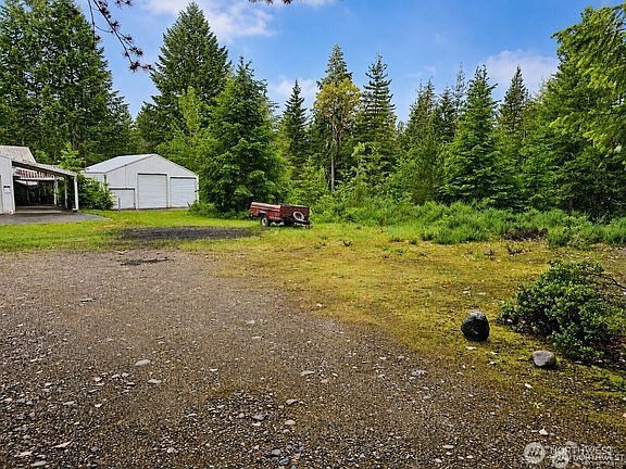 2nd image of 1170 NE Shoe Lake Road