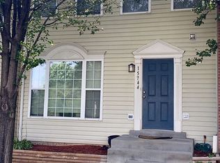 15744 London Pl, Dumfries, VA 22025