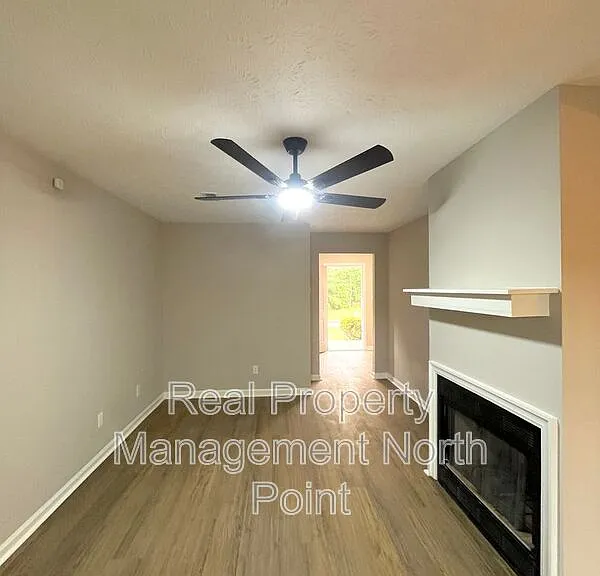 5843 Summerglen Ln — Photo 9
