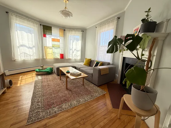 107-109 Grant St #3, Portland, ME 04101