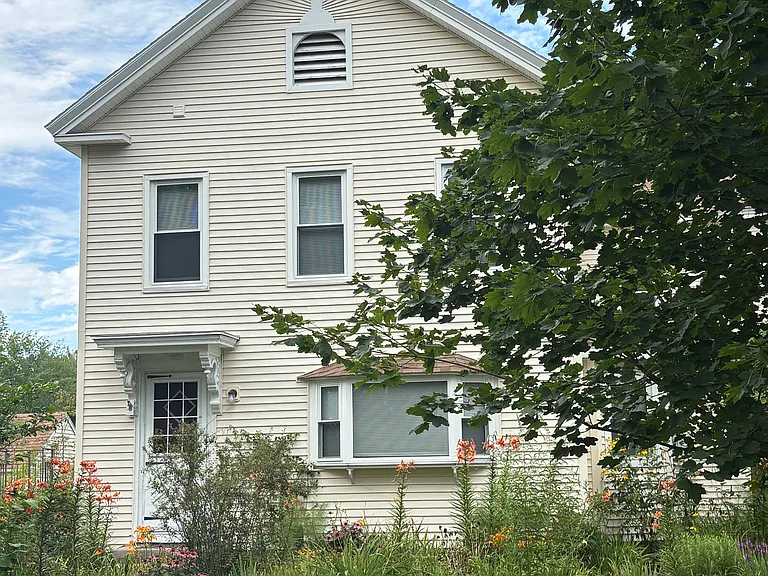29 Spaulding St #C — Photo 1
