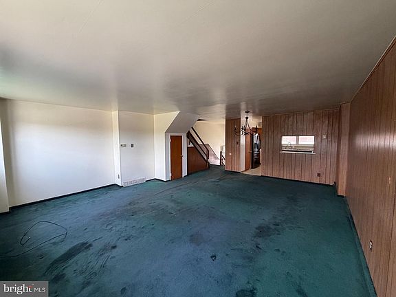 4th image of 1443 Guilford Pl