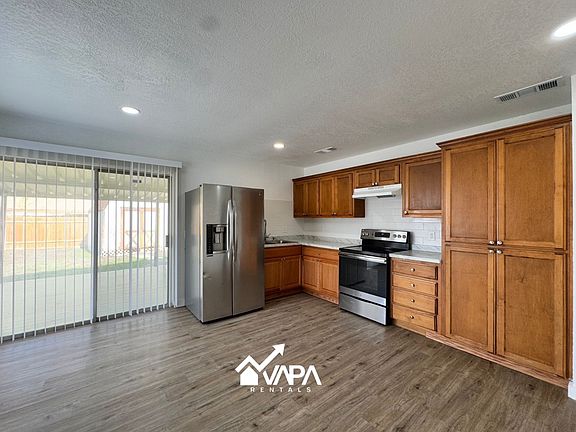 2nd image of 8611 Bravo Valley St