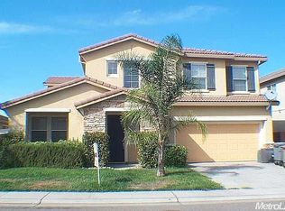 9045 Four Seasons Dr, Elk Grove, CA 95624