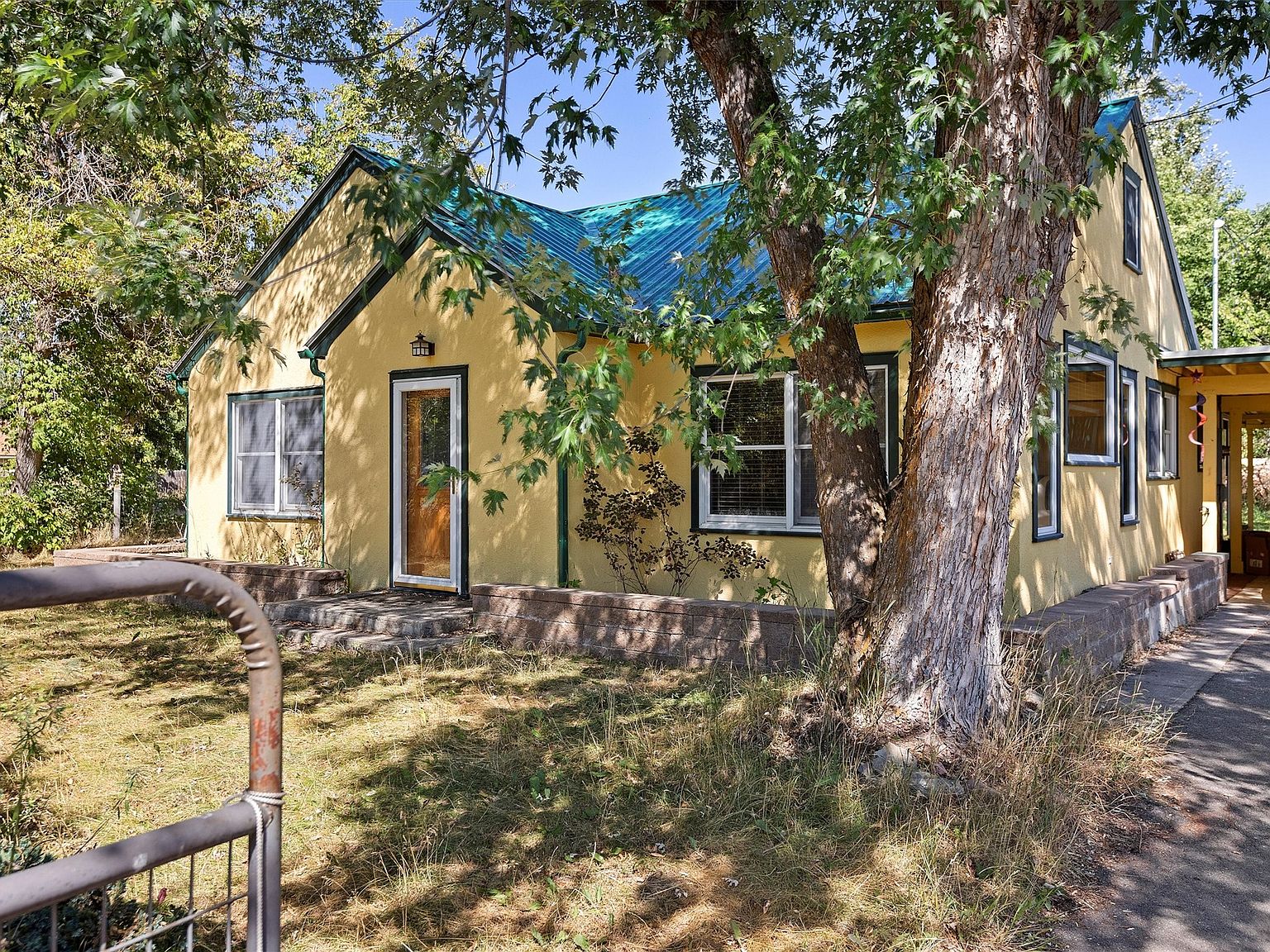 240 Tower St, Missoula, MT 59804 Zillow