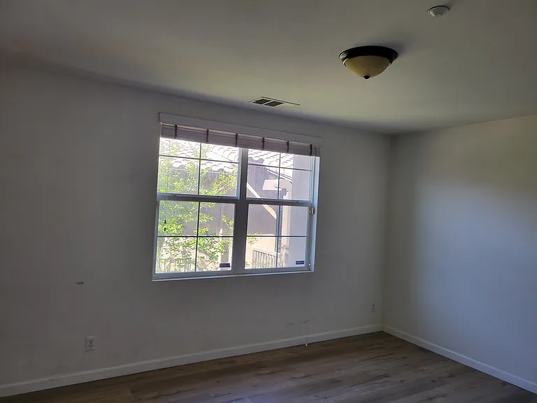 4432 Owens St #103 — Photo 6