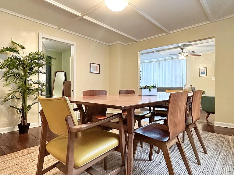 1811 Auburn Ave — Photo 5