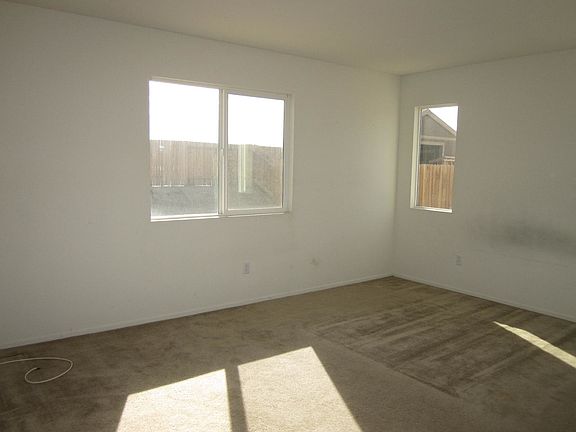 5th image of 10521 Florence Ct