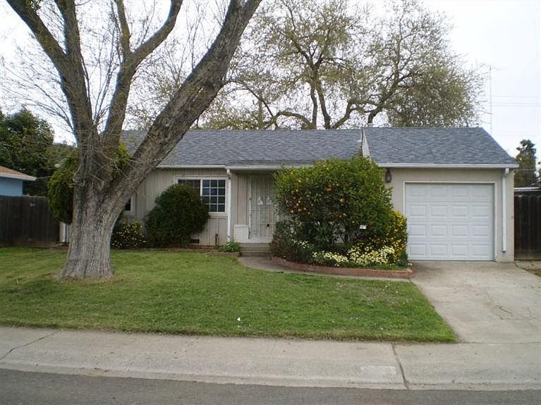 1st image of 3916 Nina Ave