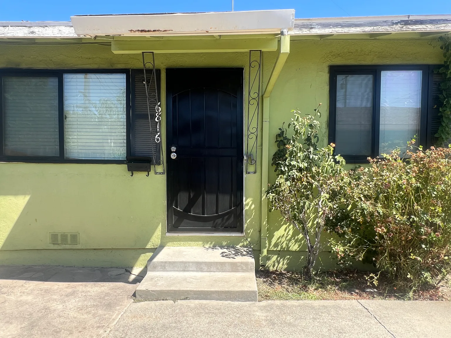 2 bed, 776 sqft, $2,300 — Photo 3