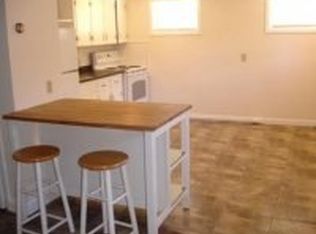 1212 W Main Rd, Middletown, RI 02842