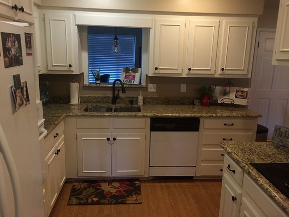 5th image of 1704 College St