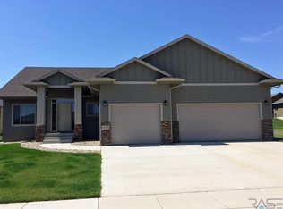 3505 S Home Plate Ave, Sioux Falls, SD 57110