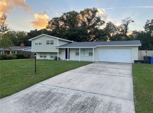 1004 Meadow Ln, Brandon, FL 33511