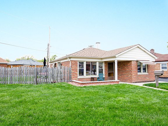 2nd image of 3128 W Park Lane Dr