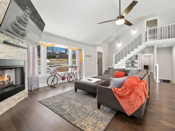 2104 Almand Dr, Bentonville, AR