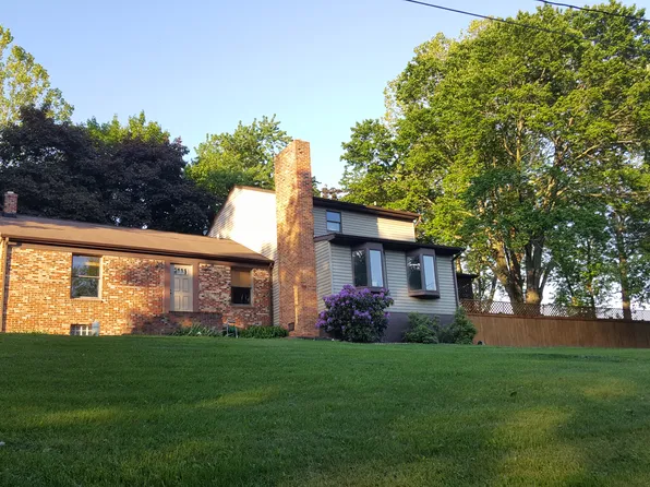 4040 Twin Arch Rd, Mount Airy, MD 21771