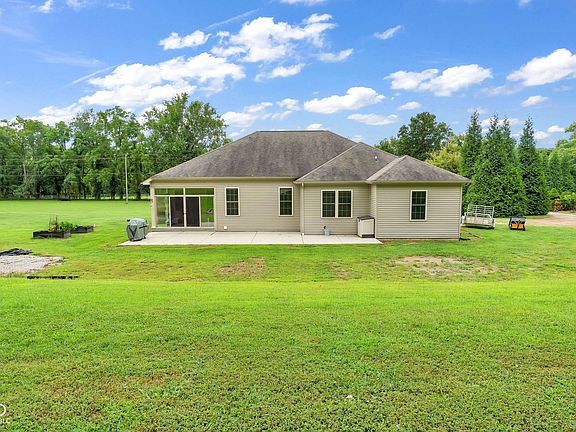 4th image of 7099 S State Road 135