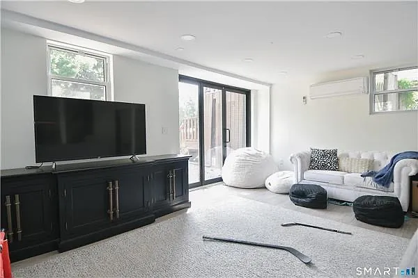 2 bed, 2.5 bath, 1838 sqft, $2,650 — Photo 4